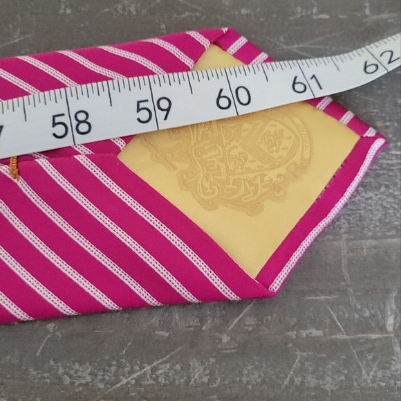 DONALD J. TRUMP Collection Silk Mens Pink Tie - Picture 3 of 11